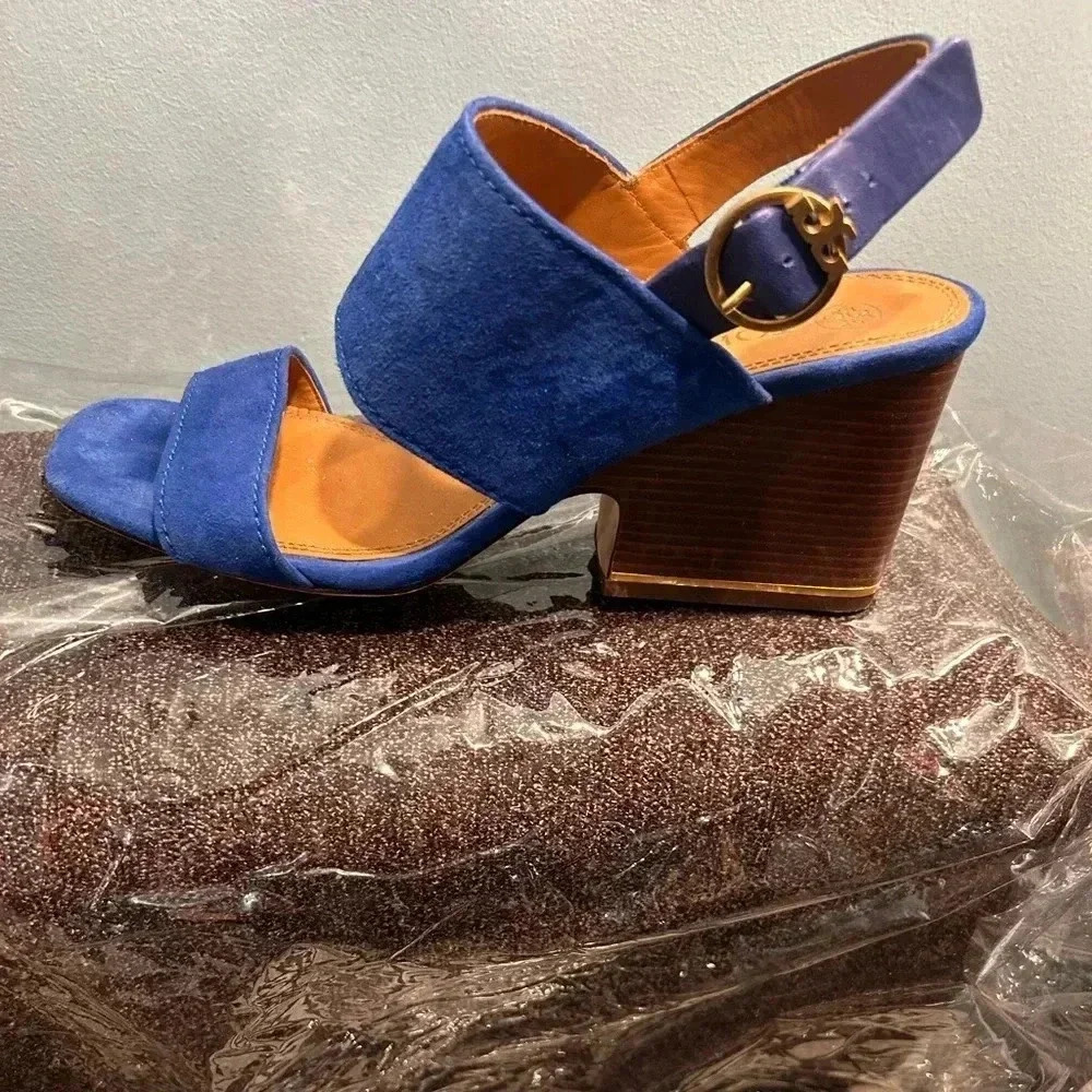 Tory Burch Sandals. Worn twice. Great like new condition